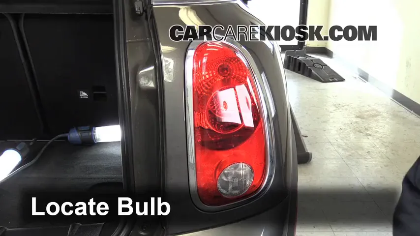 2013 Mini Cooper Countryman S ALL4 1.6L 4 Cyl. Turbo Éclairage Feux de position arrière (remplacer ampoule)